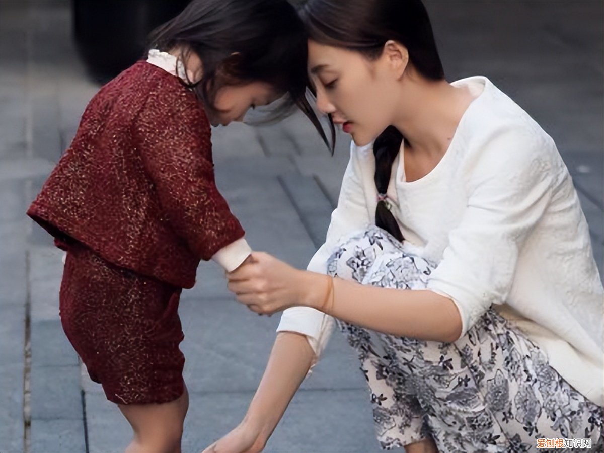 离婚后争议不断 李小璐事件来龙去脉