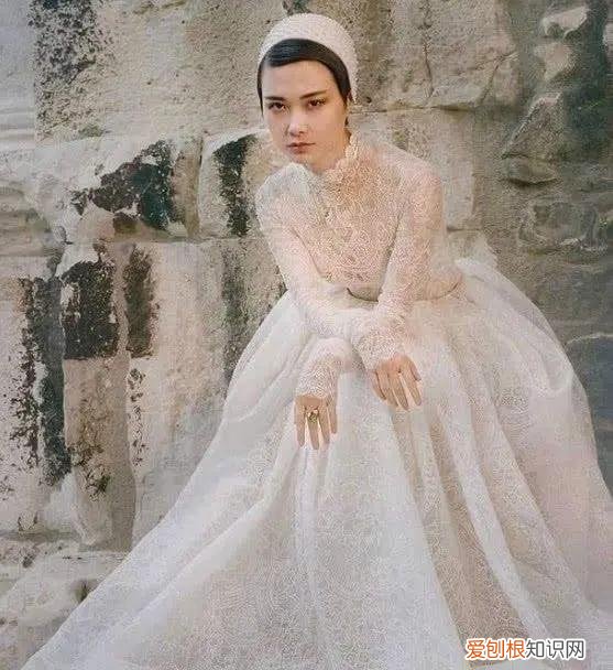 李宇春嫁78岁外国富翁婚礼？谣言已传两年