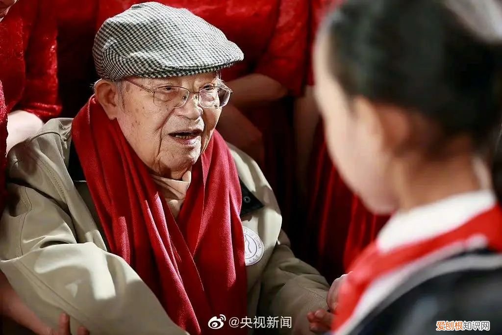 乔羽的传奇一生 乔羽的生平简介