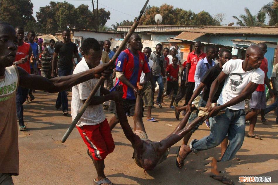 为何黑人身体最强壮呢? 为什么黑人的那么长那么壮