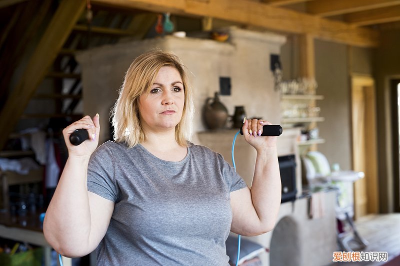 7种跳绳方法教给你 跳绳的正确方法与技巧