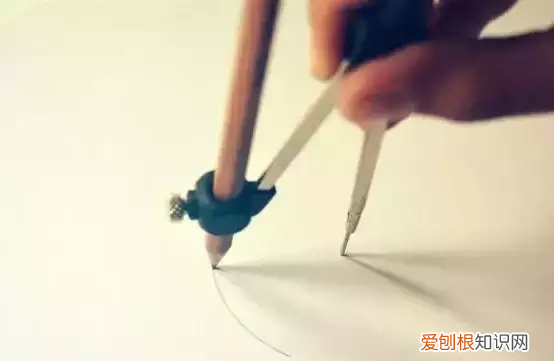 车轮为什么是圆的数学原理 车轮为什么是圆的,