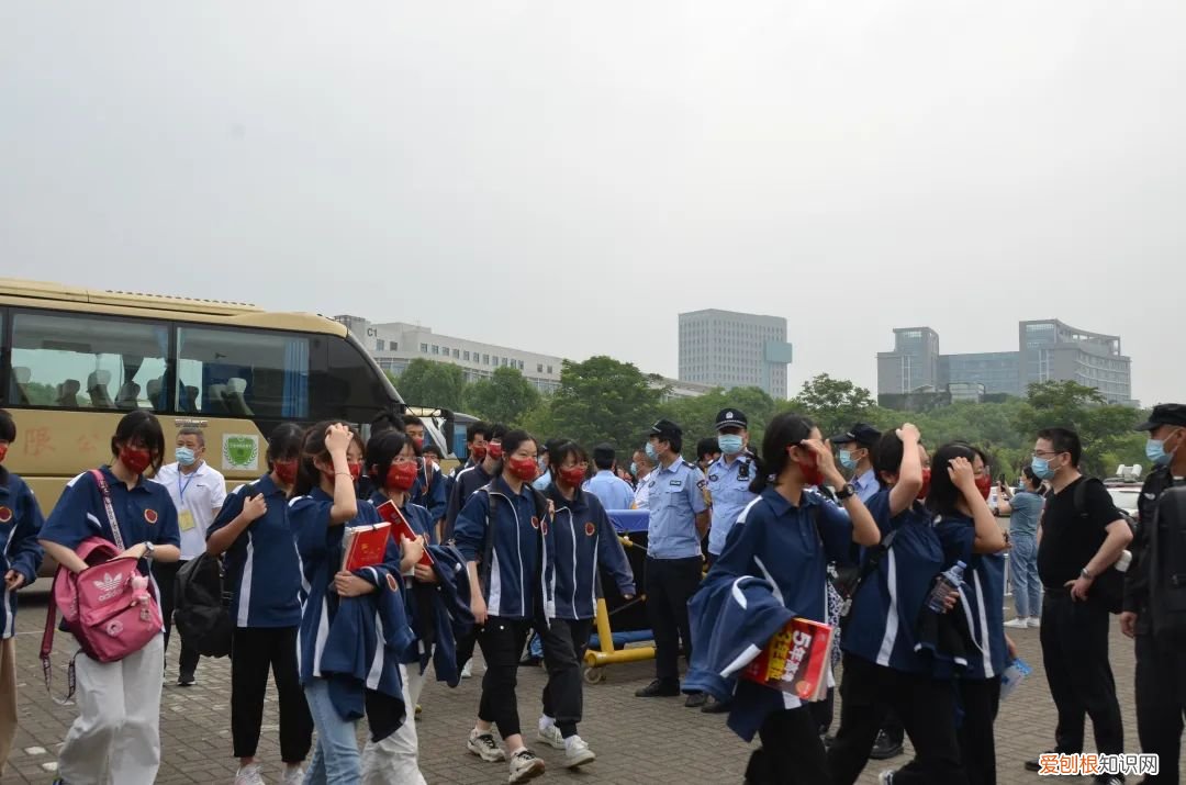 【护送高考】浙江公安：已安排护送 你很难驾驭风浪。保安护送你到考场