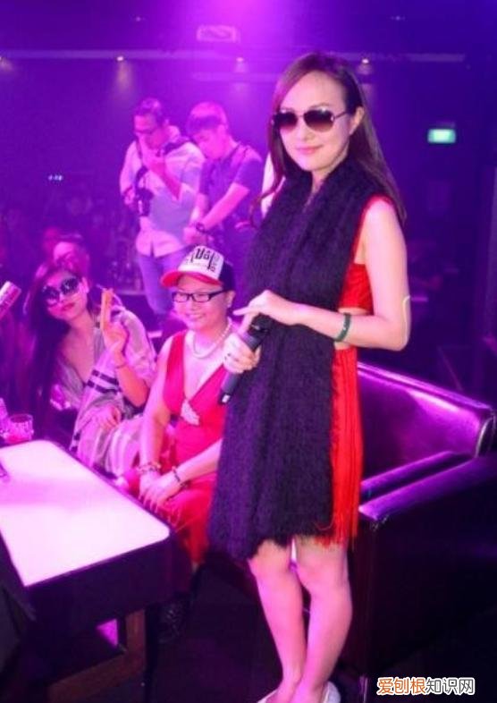 35岁干露露罕露面 干露露近况