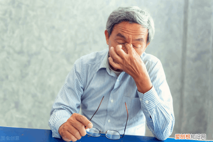 眼睛干涩与肝脏有关系吗 眼睛干涩视力模糊怎么解决