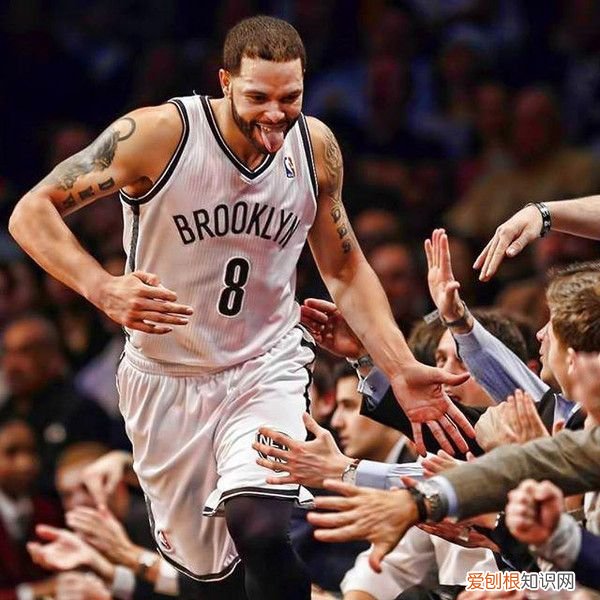 德隆威廉姆斯为什么无球可打 德隆威廉姆斯怎么退役了