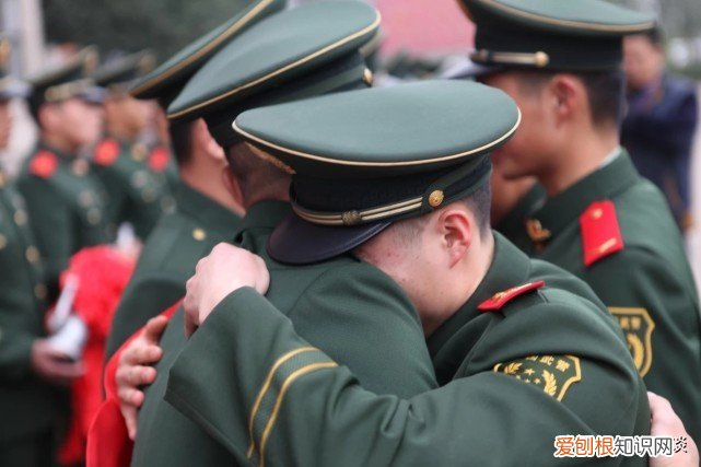 12年兵龄退伍安置什么工作 12年退伍一般分配什么工作