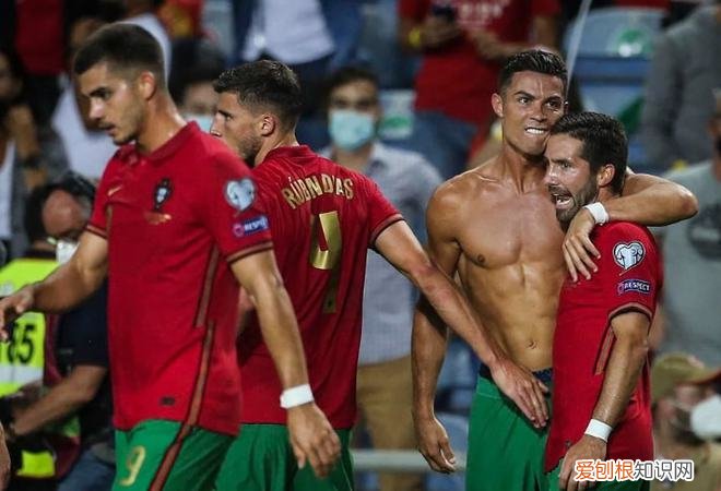 C罗回到葡萄牙国家队 c罗现在属于哪支球队2022