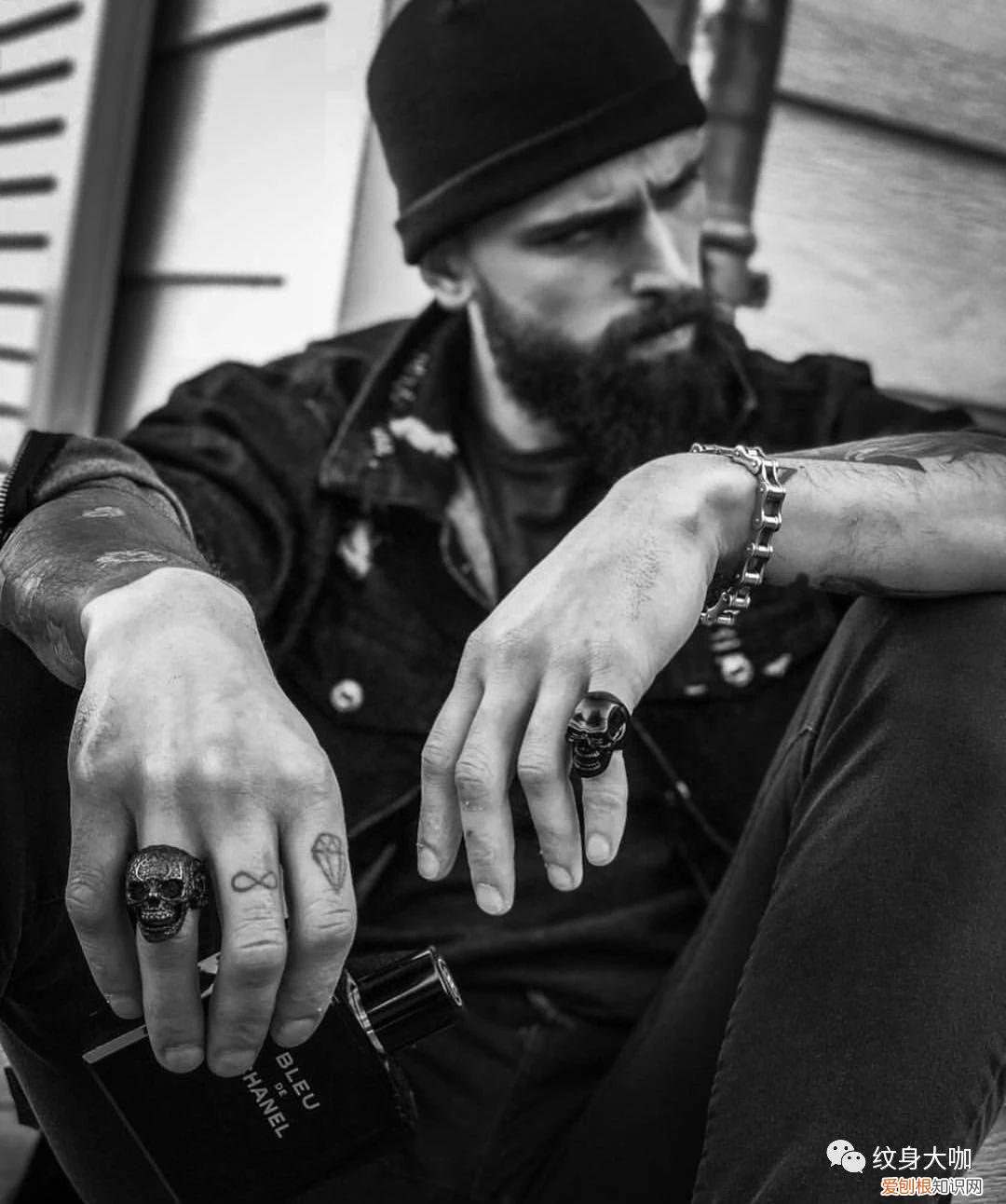 纹身洗完澡有点疼为什么 纹身为什么有点上瘾