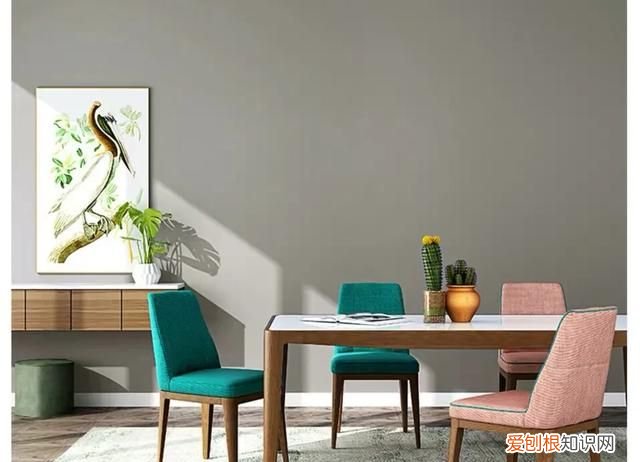 墙布如何挑选 墙布如何挑选,墙布选净面的好还是带绣花的好