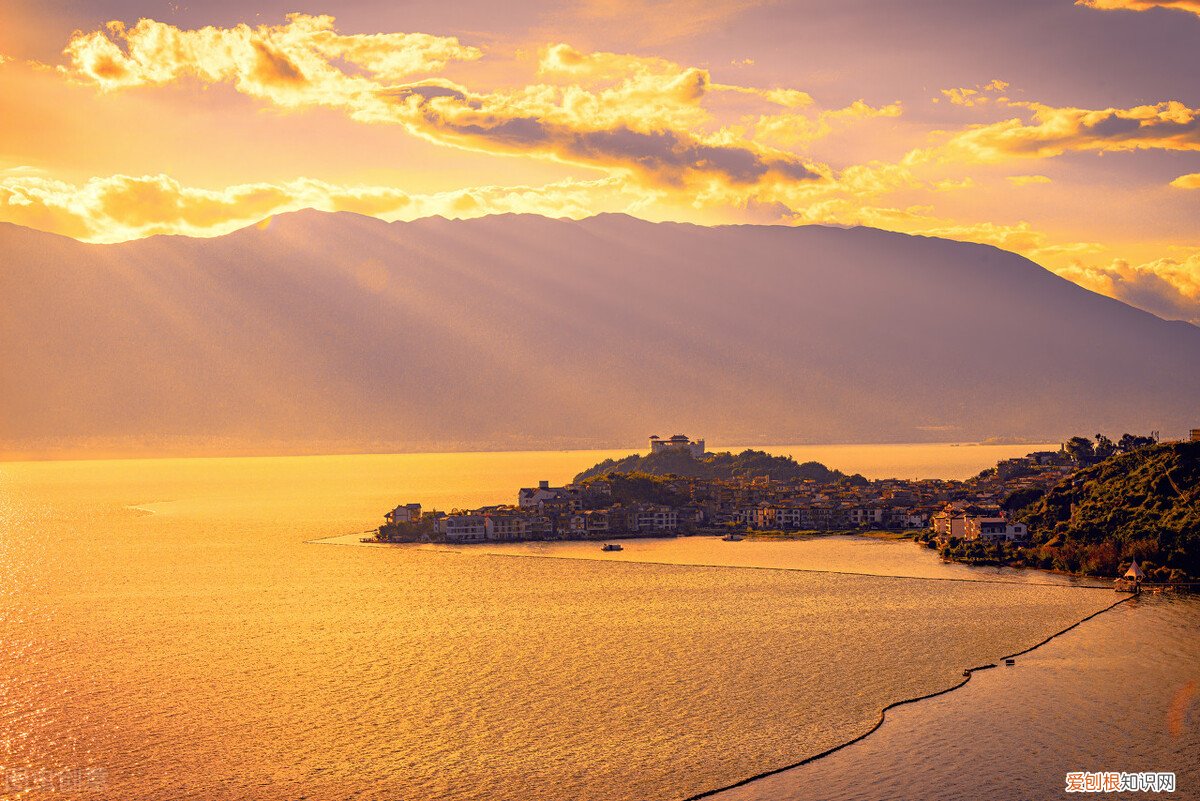 不要低估他们隐藏的能力 摩羯座男孩的性格特征