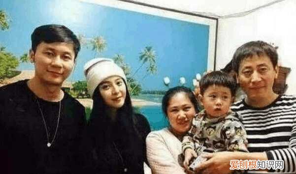 李晨白玩范冰冰关系 李晨白玩范冰冰三年