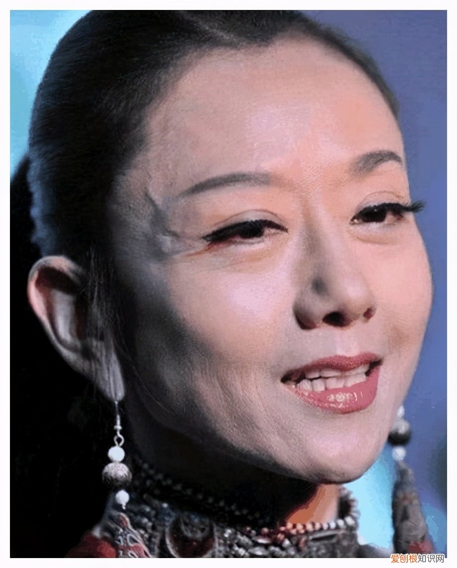 真实原因令人心酸 杨丽萍为什么总戴帽子