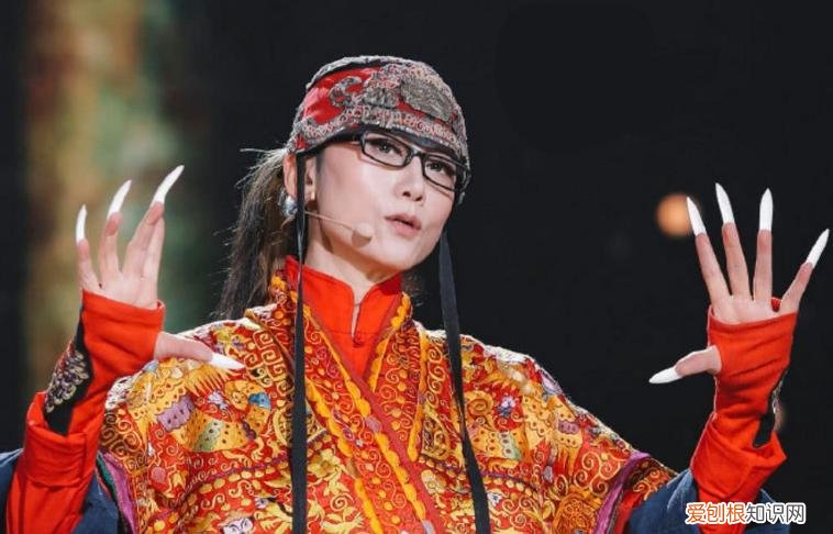 真实原因令人心酸 杨丽萍为什么总戴帽子