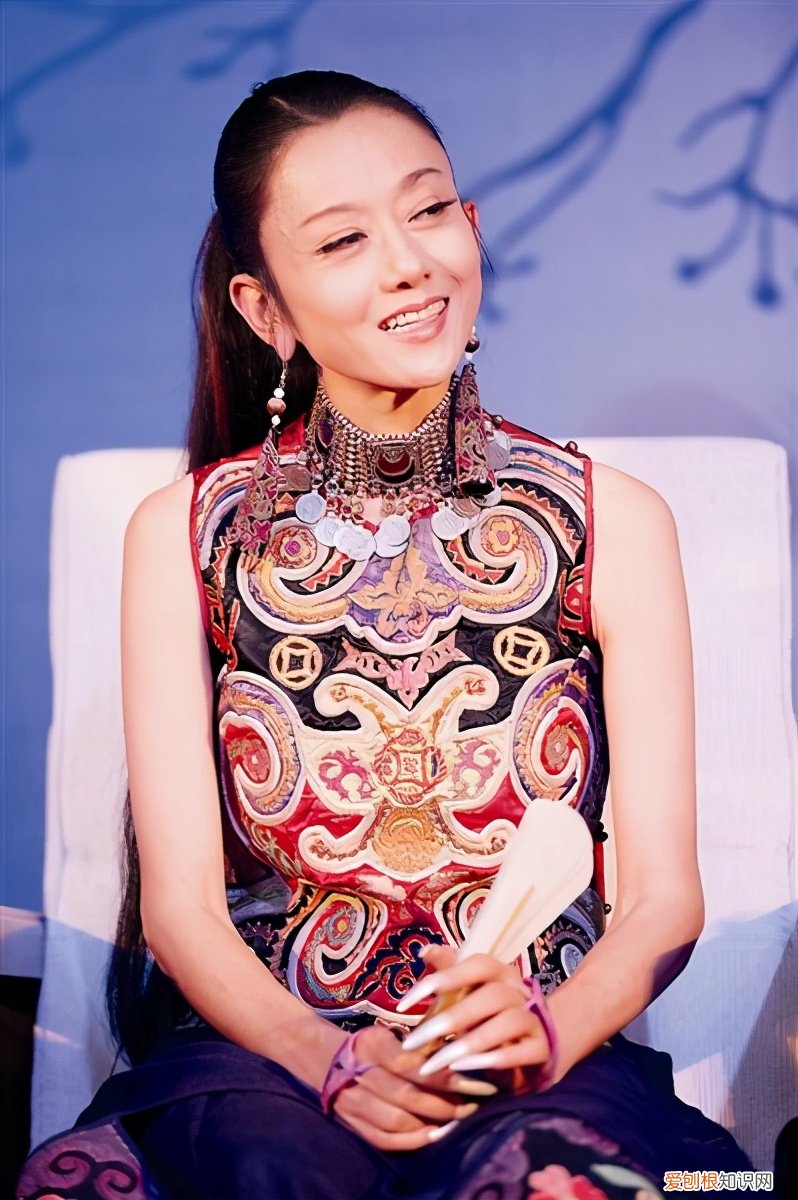 真实原因令人心酸 杨丽萍为什么总戴帽子