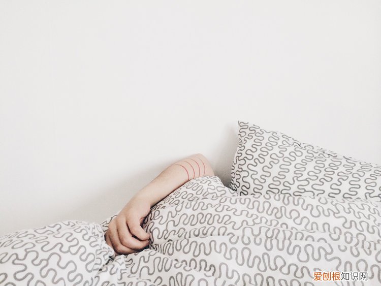 教你一招马上治愈 耳石症快速自愈方法