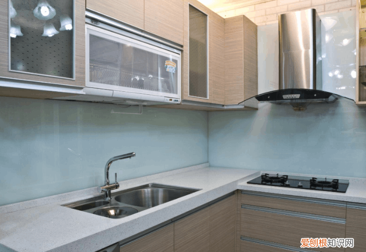 装修做橱柜用什么材料好，橱柜台面什么材质好