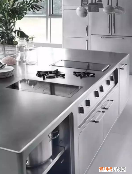 装修做橱柜用什么材料好，橱柜台面什么材质好