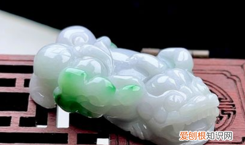 危料和缅甸翡翠的区别，如何区分缅甸翡翠和危料