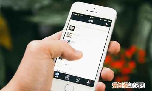 微信如何拉黑别人，在微信上可以怎么拉黑对方