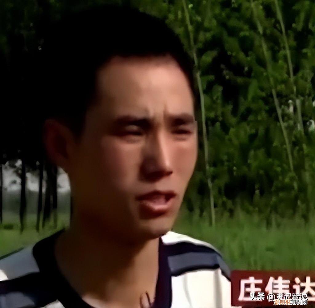 14年，河北2岁男童不慎跌入机井，仇家冒死相救，如今世仇成干爹