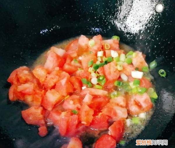 番茄炒蛋怎么炒出汁水,西红柿炒鸡蛋如何出汁出的多