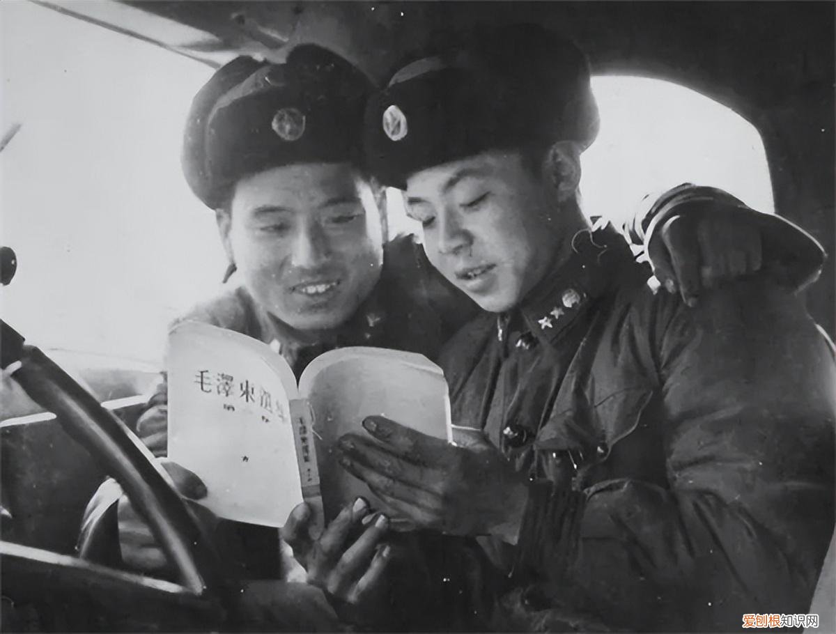 1962年雷锋因公牺牲,年仅22岁,41年后鉴定人披露细节令人心疼