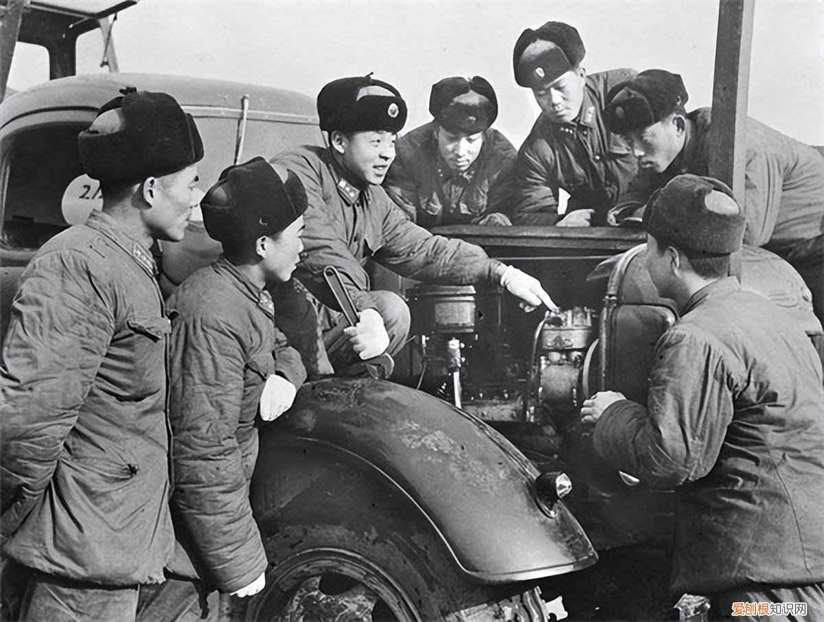 1962年雷锋因公牺牲,年仅22岁,41年后鉴定人披露细节令人心疼