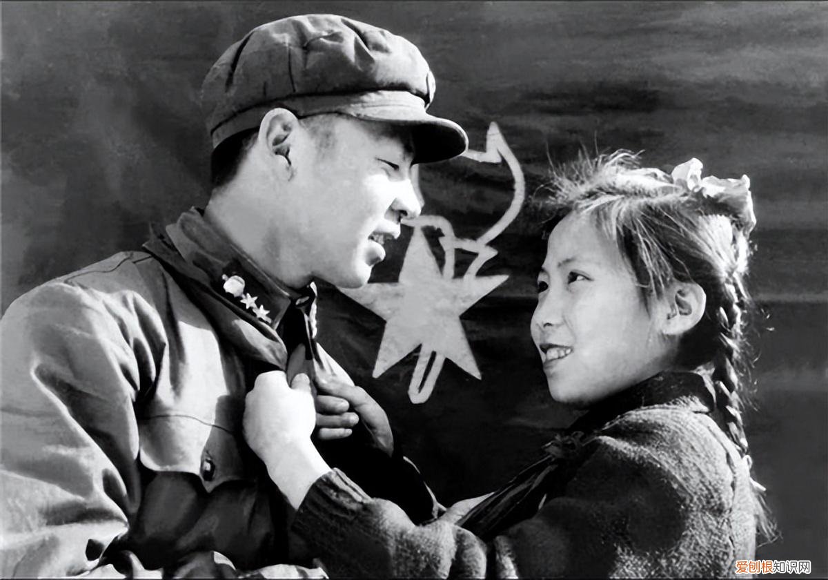 1962年雷锋因公牺牲，年仅22岁，41年后鉴定人披露细节令人心疼