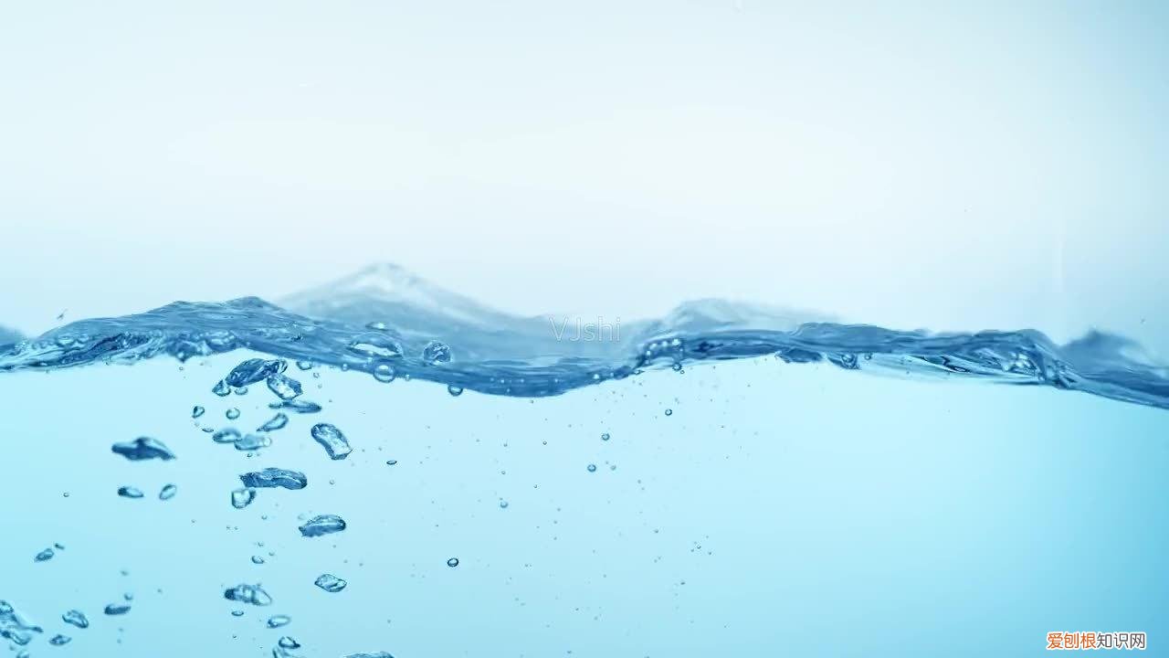早上空腹喝水，比不吃早餐的危害大？听听医生怎么说