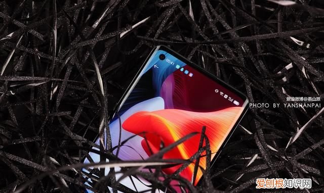 真我x7pro至尊版曲面屏黑色测评