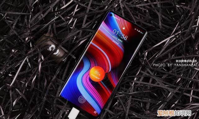 真我x7pro至尊版曲面屏黑色测评