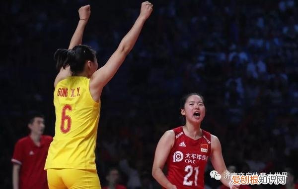 亚洲黑马虽败犹荣,土耳其女排逆转泰国,世联总决赛四强落位