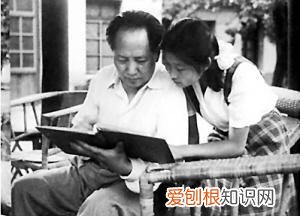 毛泽东两次为贺子珍落泪，一样的难过，却是不一样的光景