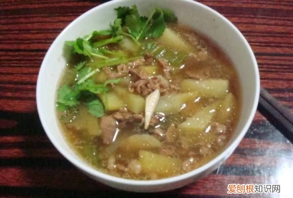 土豆汤的做法，羊肉土豆汤怎么做好吃窍门