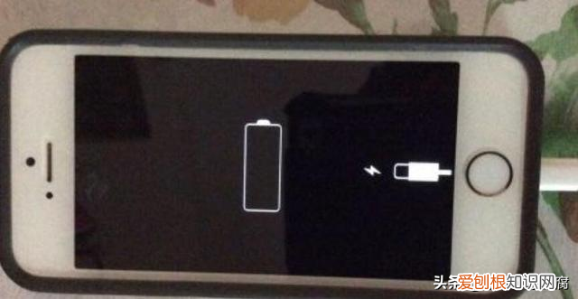 做好这6点，手机电池更耐用 新手机第一次充电的正确方法