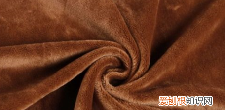 羊羔绒与海狸绒哪个暖和 羊羔绒和海狸绒哪个好