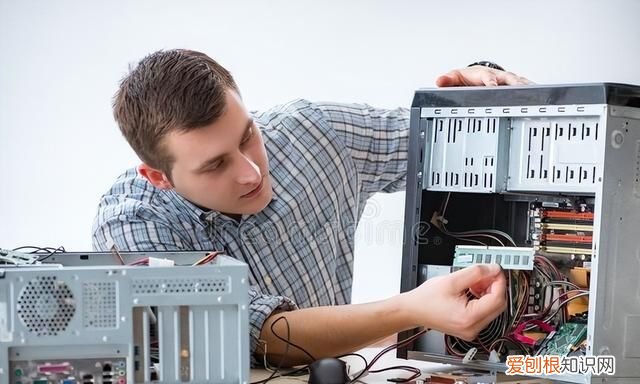 自动重启电脑怎么回事 电脑不断重启故障诊断