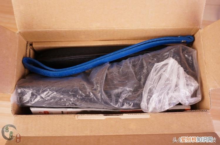 PSP如何区分是3000还是2000 psp2000和3000的区别