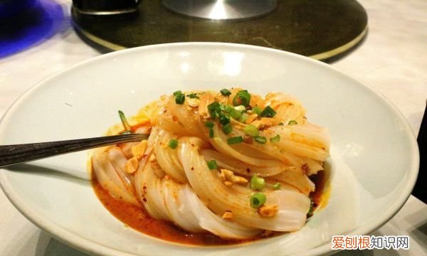 白凉粉是什么做的，白凉粉是什么粉做的 白凉粉是啥粉做的