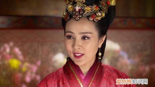 屈原为什么投河而死 屈原为什么投河而死