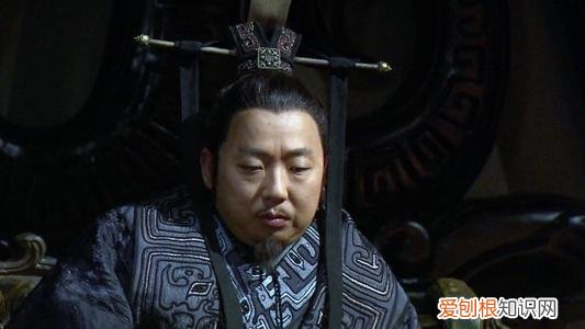 屈原为什么投河而死 屈原为什么投河而死