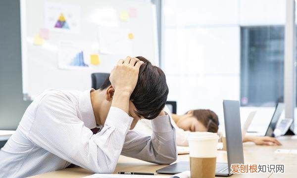 朋友难过时如何安慰,当朋友伤心难过时我们应该怎样安慰