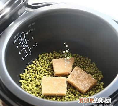 电饭锅绿豆汤的正确做法清热降火 电饭锅绿豆汤的做法窍门