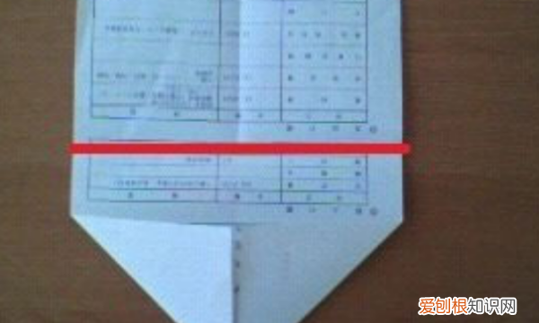 纸飞机的简单折叠方法,最简单的纸飞机折叠方法图解