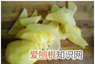 黄瓜种炒土豆片的做法，家常黄瓜炒土豆片的做法