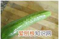 黄瓜种炒土豆片的做法，家常黄瓜炒土豆片的做法