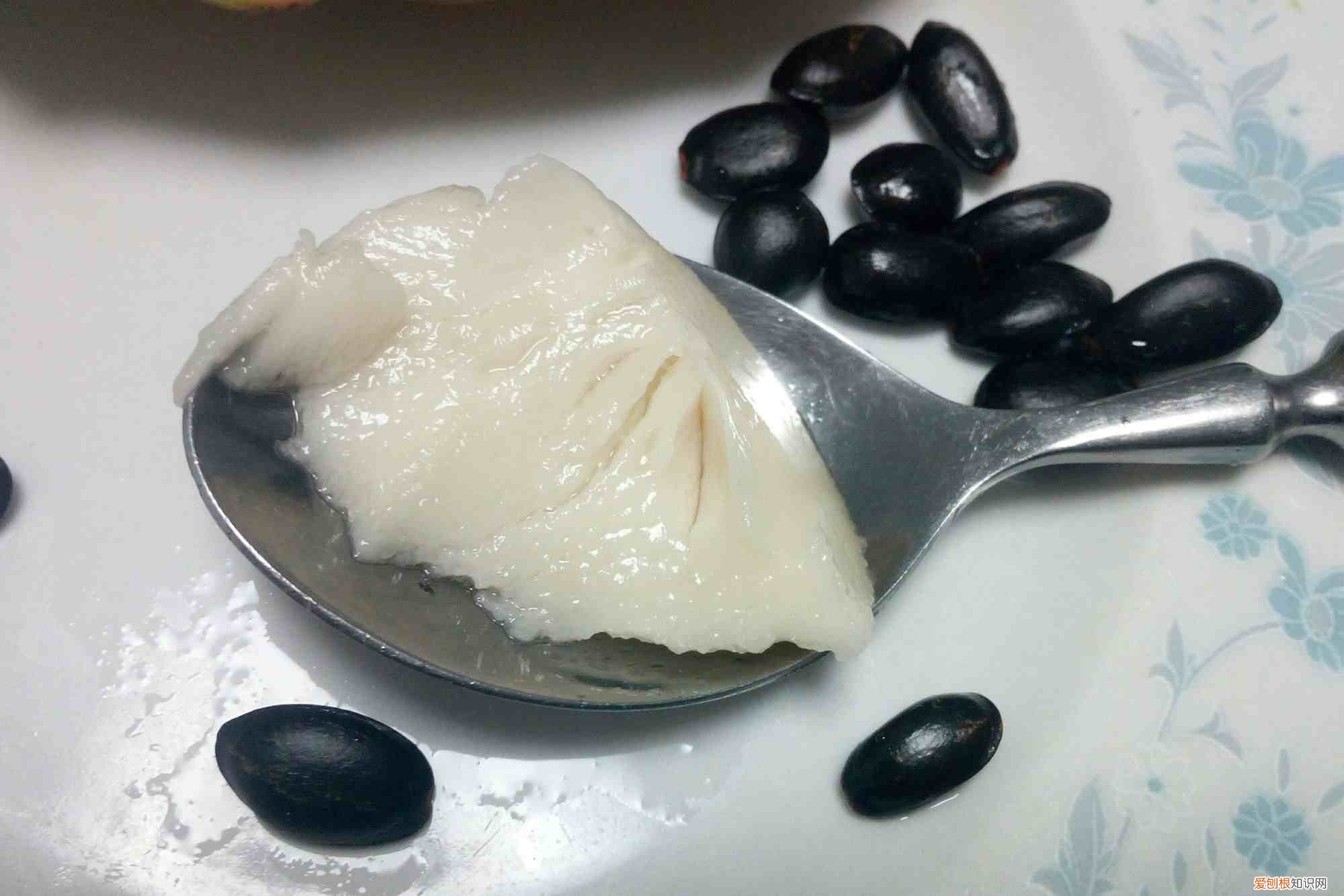 释迦果的功效与作用吃法 释迦果怎么吃