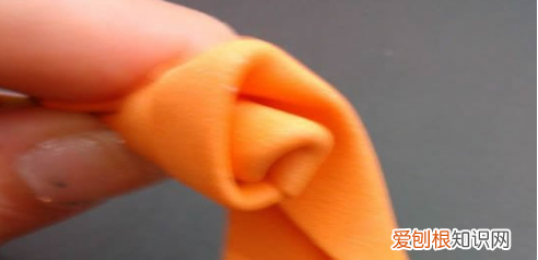 如何做海绵纸磁铁书签，用海绵纸能制造出什么手工作品