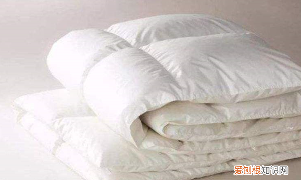 什么被子最保暖最轻便最好 什么样的被子比较保暖还不沉